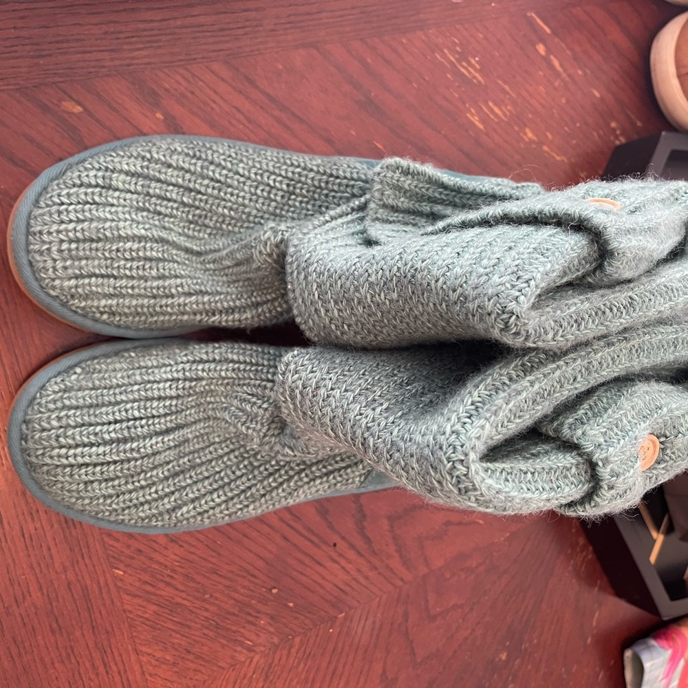 Crocheted Ugg’s size 8